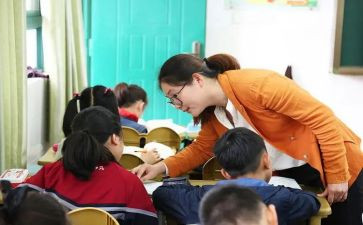 大学生班长演讲稿6篇