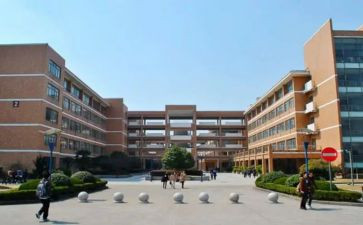 大学励志演讲稿范文7篇