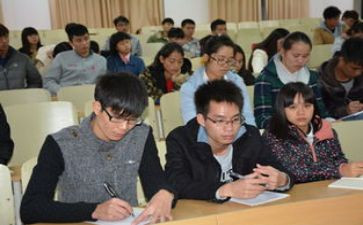 竞选大学班长演讲稿优秀8篇