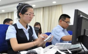 柜员个人总结优秀8篇