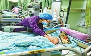 护士年终工作总结报告8篇
