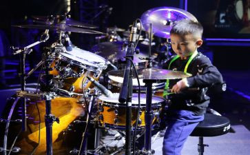 打架子鼓的作文最新7篇