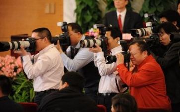 记者个人年度工作总结8篇