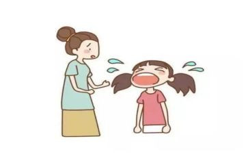 她哭了,作文精选8篇