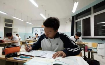 找试卷作文模板7篇