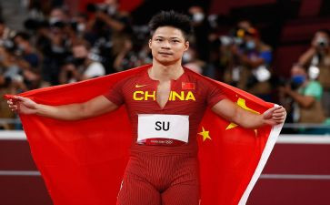 苏炳添先进事迹7篇