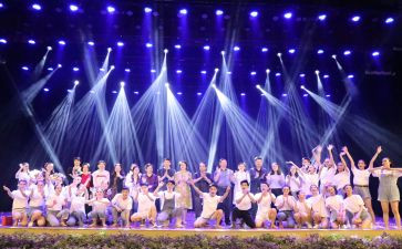 元旦晚会观看心得体会5篇