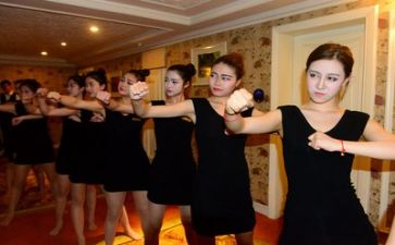 女职工述职报告参考5篇