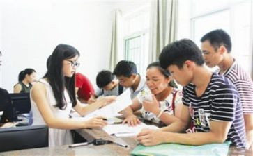 助学金申请大学生申请书优秀7篇